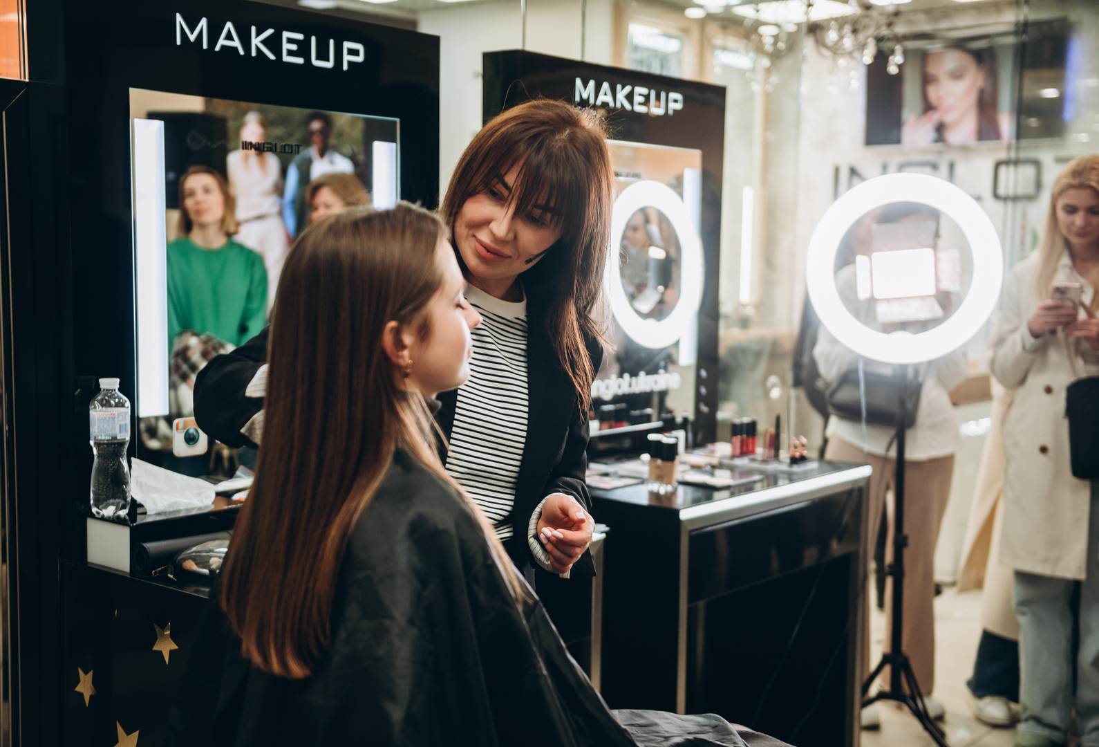 Майстер-клас «Ідеальні червоні губи» image-2