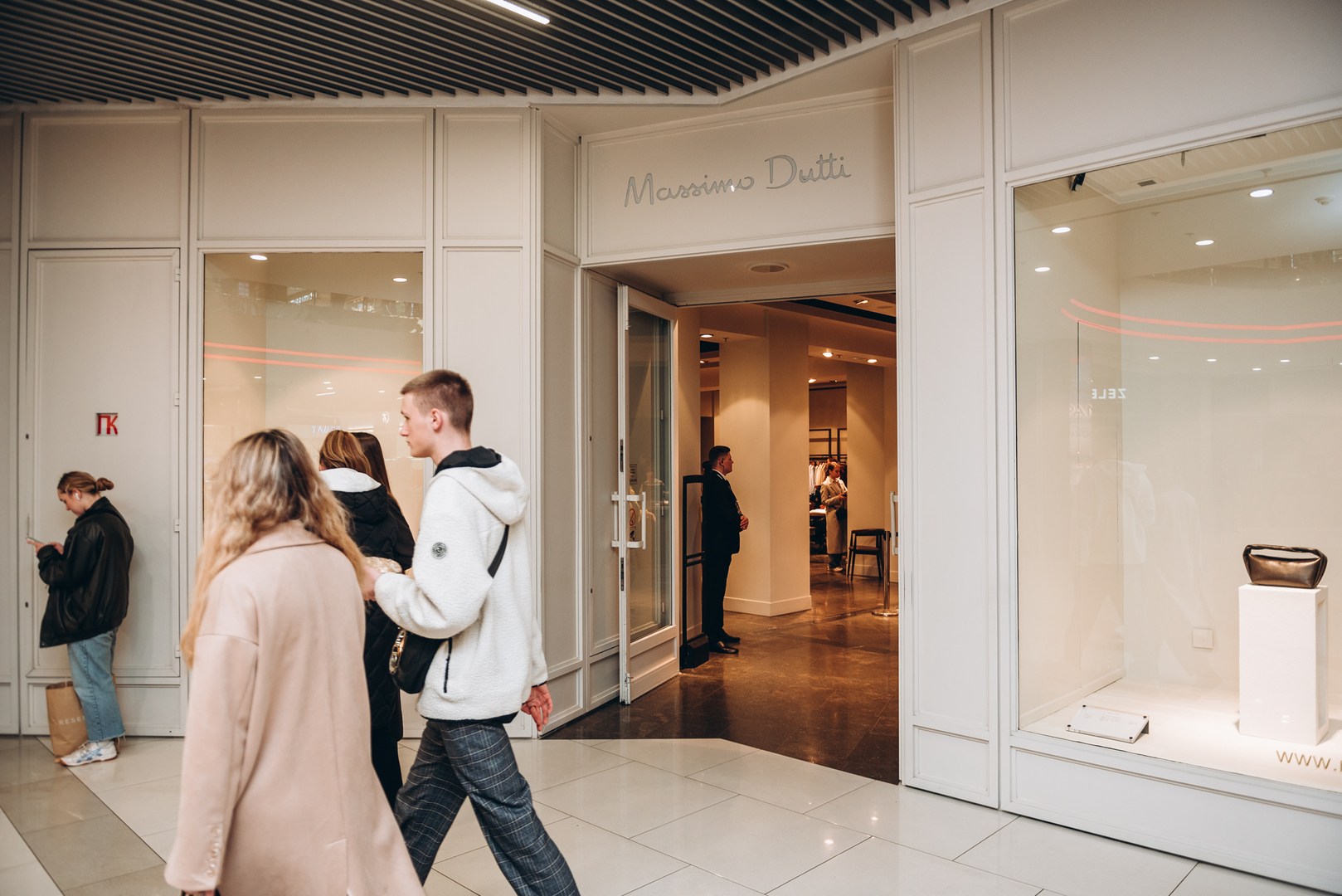 Майстер-клас «Ідеальні червоні губи» image-31