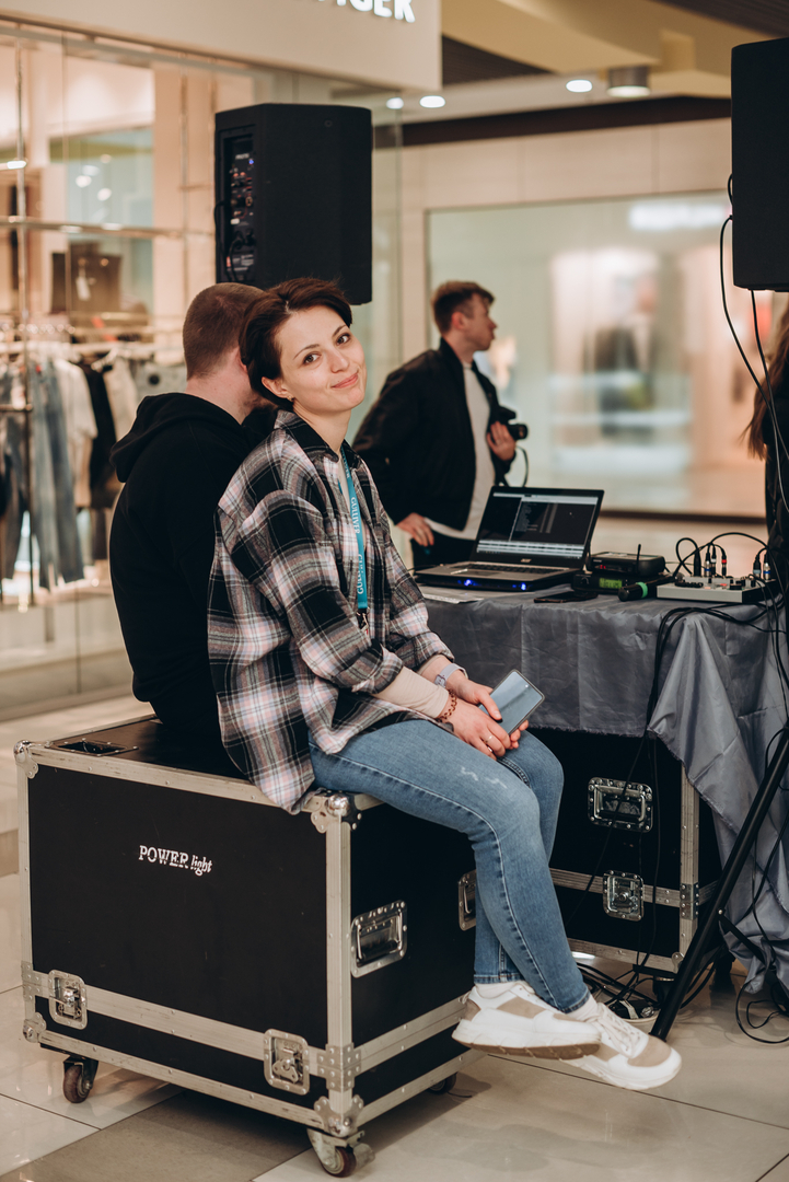 Майстер-клас «Ідеальні червоні губи» image-44