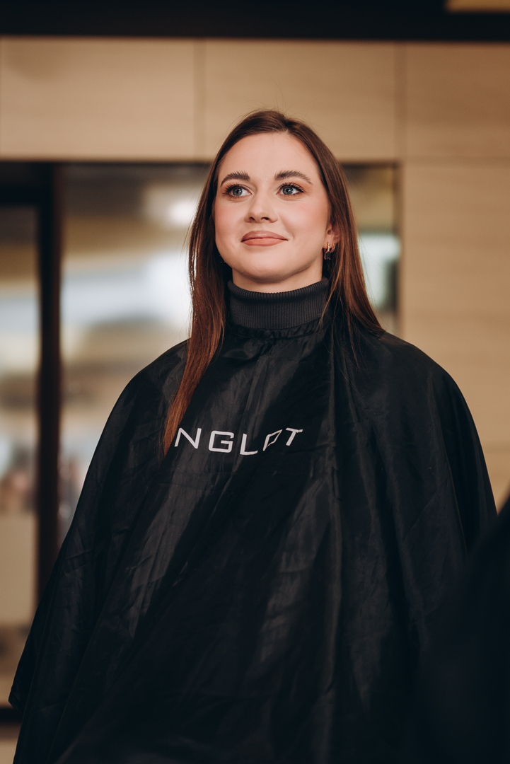 Майстер-клас «Ідеальні червоні губи» image-72