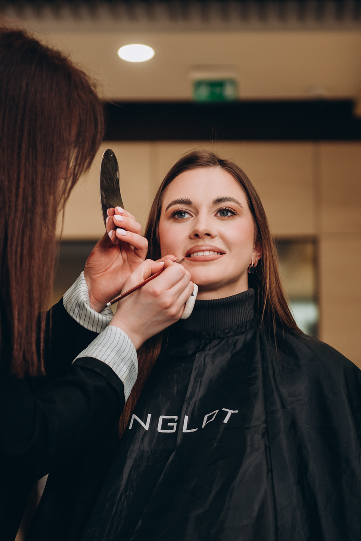 Майстер-клас «Ідеальні червоні губи» image-80