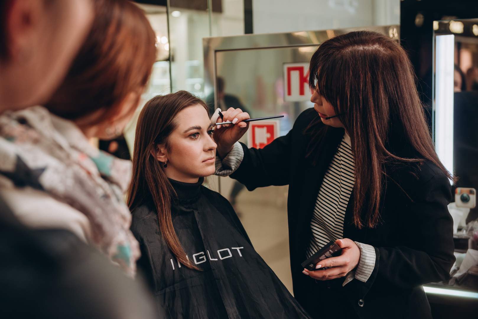 Майстер-клас «Ідеальні червоні губи» image-87