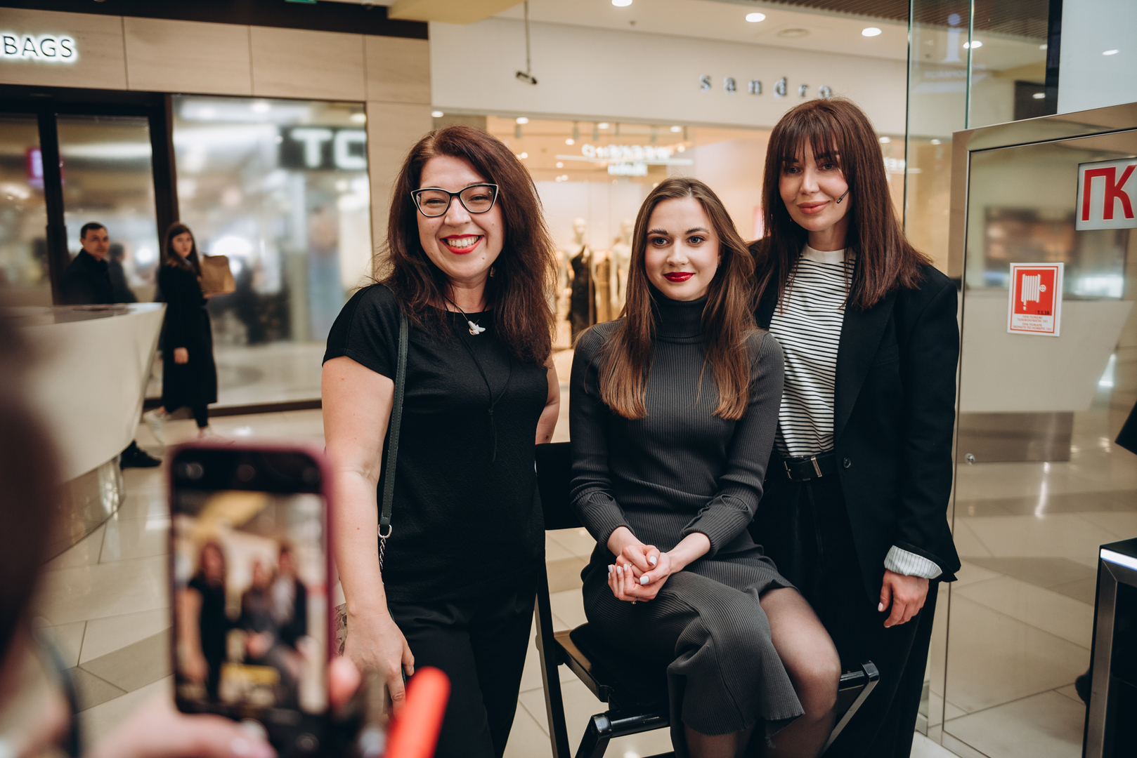 Майстер-клас «Ідеальні червоні губи» image-94