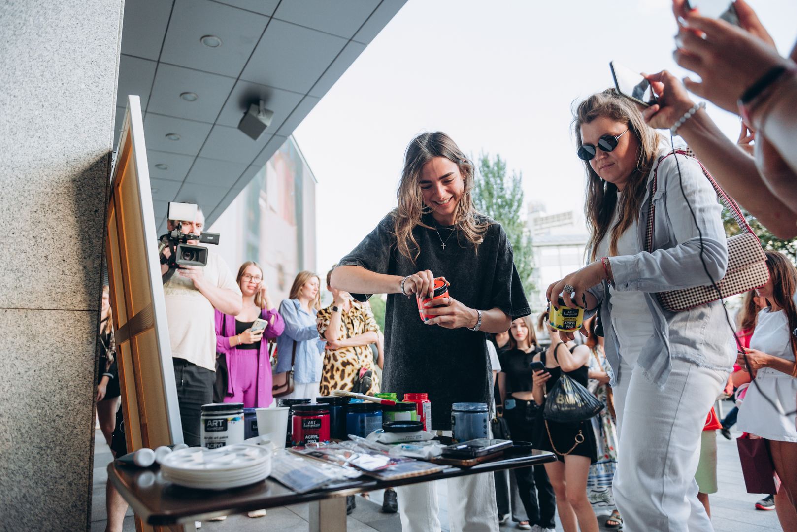 Арт-перформанс від Соні Морозюк в ТРЦ Gulliver image-14