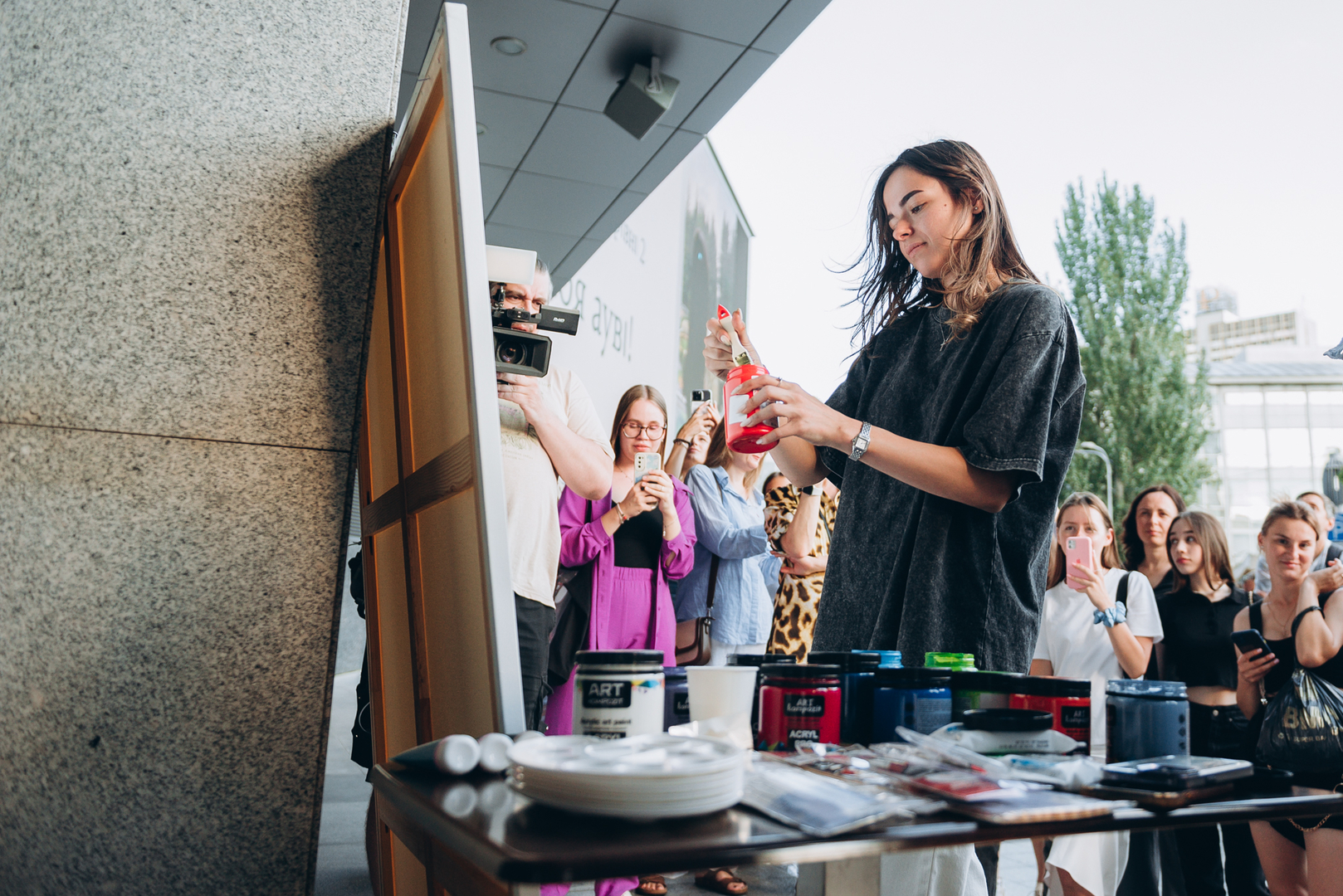 Арт-перформанс від Соні Морозюк в ТРЦ Gulliver image-15