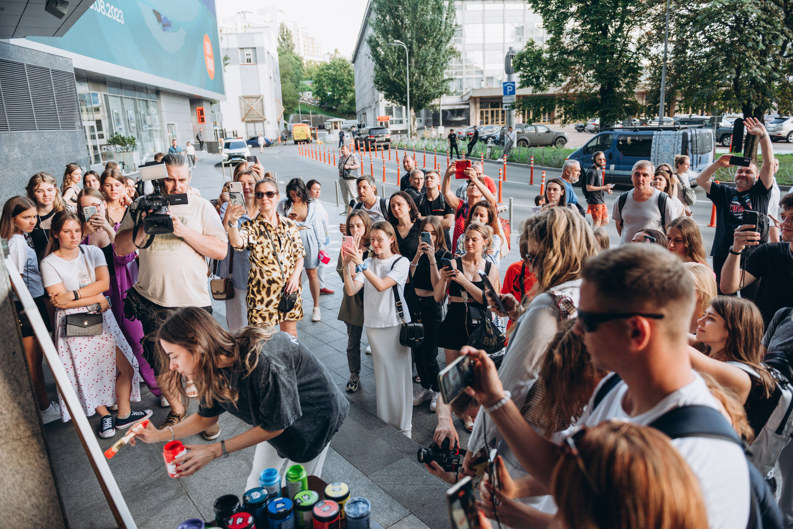 Арт-перформанс від Соні Морозюк в ТРЦ Gulliver image-19