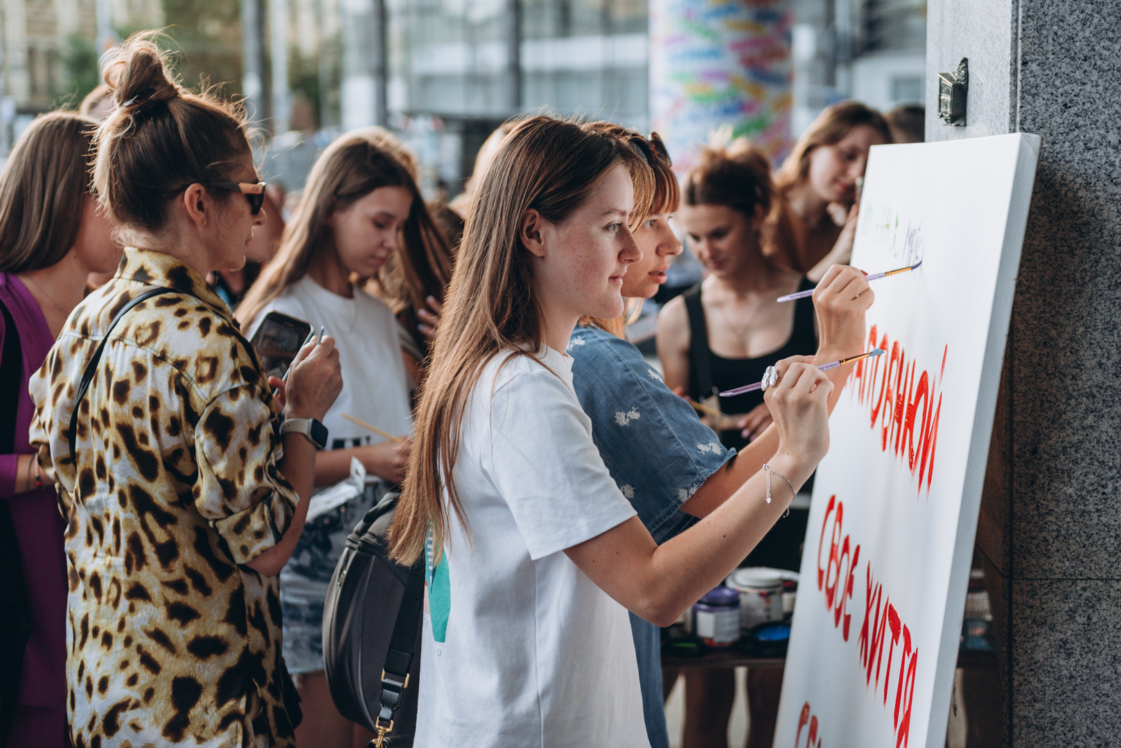 Арт-перформанс від Соні Морозюк в ТРЦ Gulliver image-26