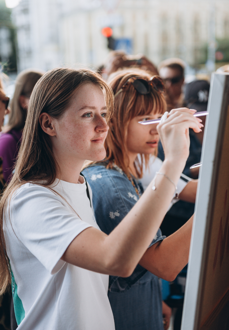 Арт-перформанс від Соні Морозюк в ТРЦ Gulliver image-27