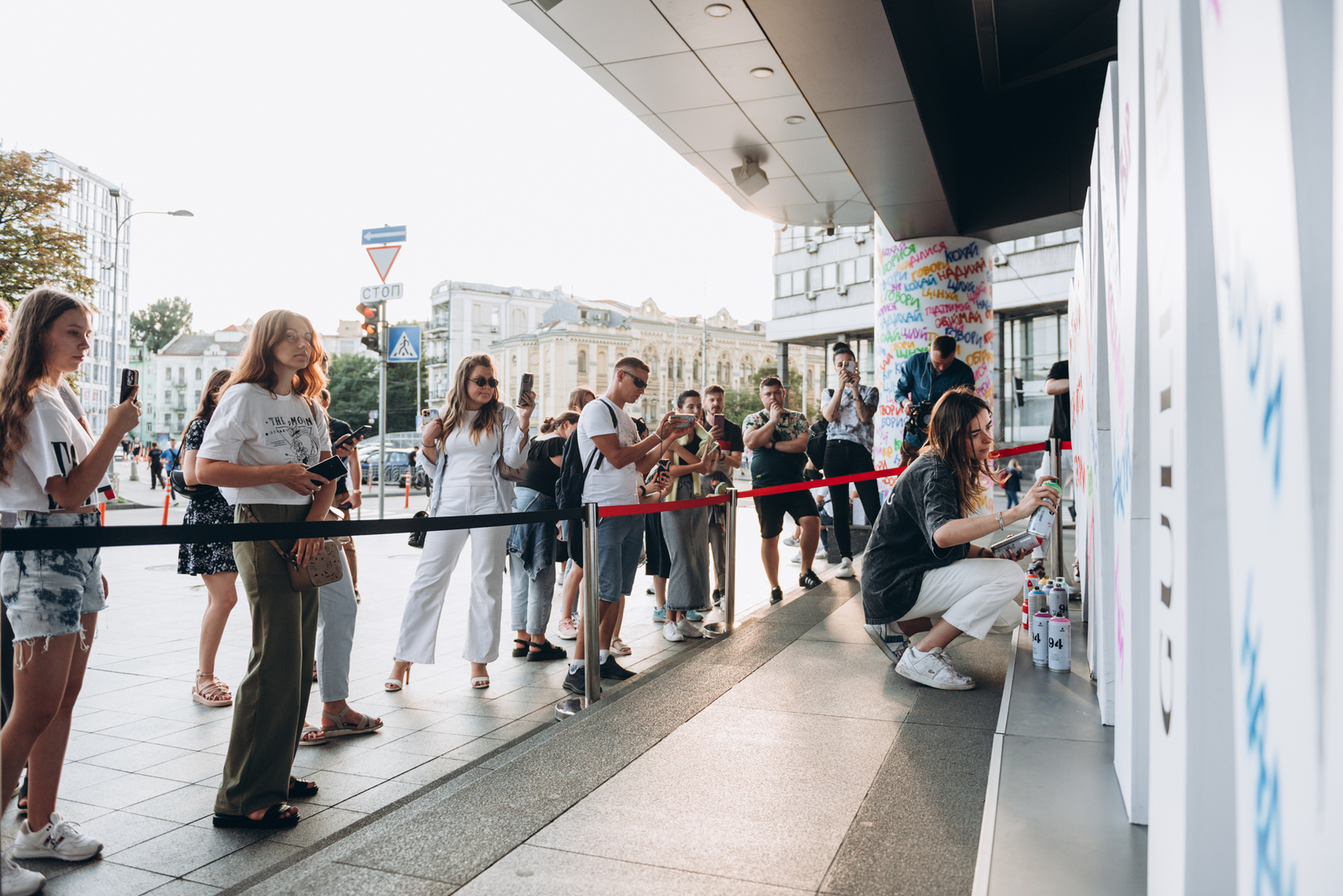 Арт-перформанс від Соні Морозюк в ТРЦ Gulliver image-35