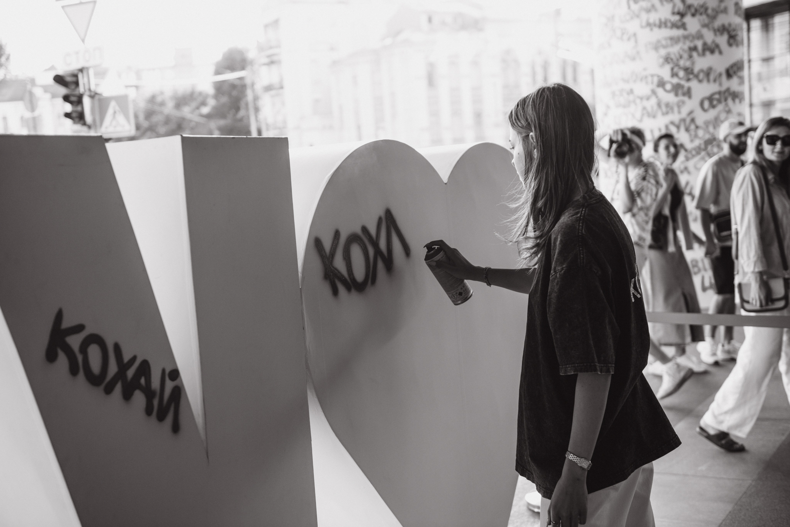 Арт-перформанс від Соні Морозюк в ТРЦ Gulliver image-47