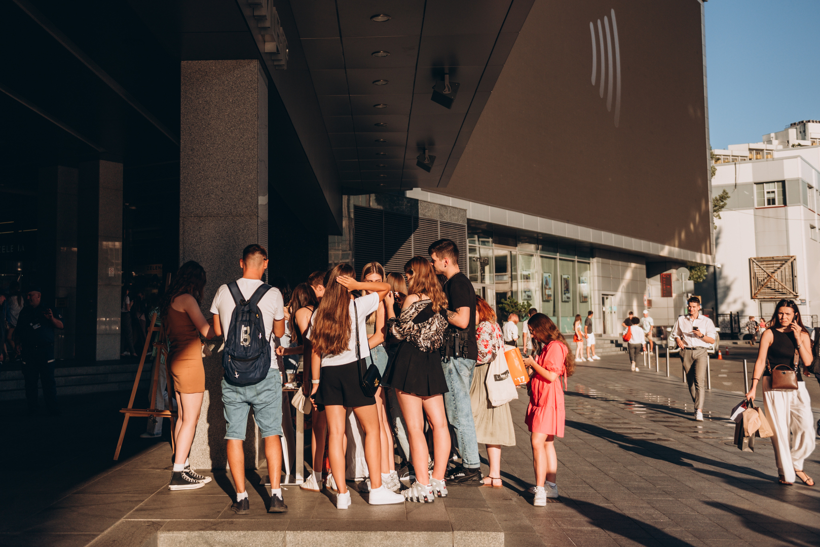 Арт-перформанс від Соні Морозюк в ТРЦ Gulliver image-55