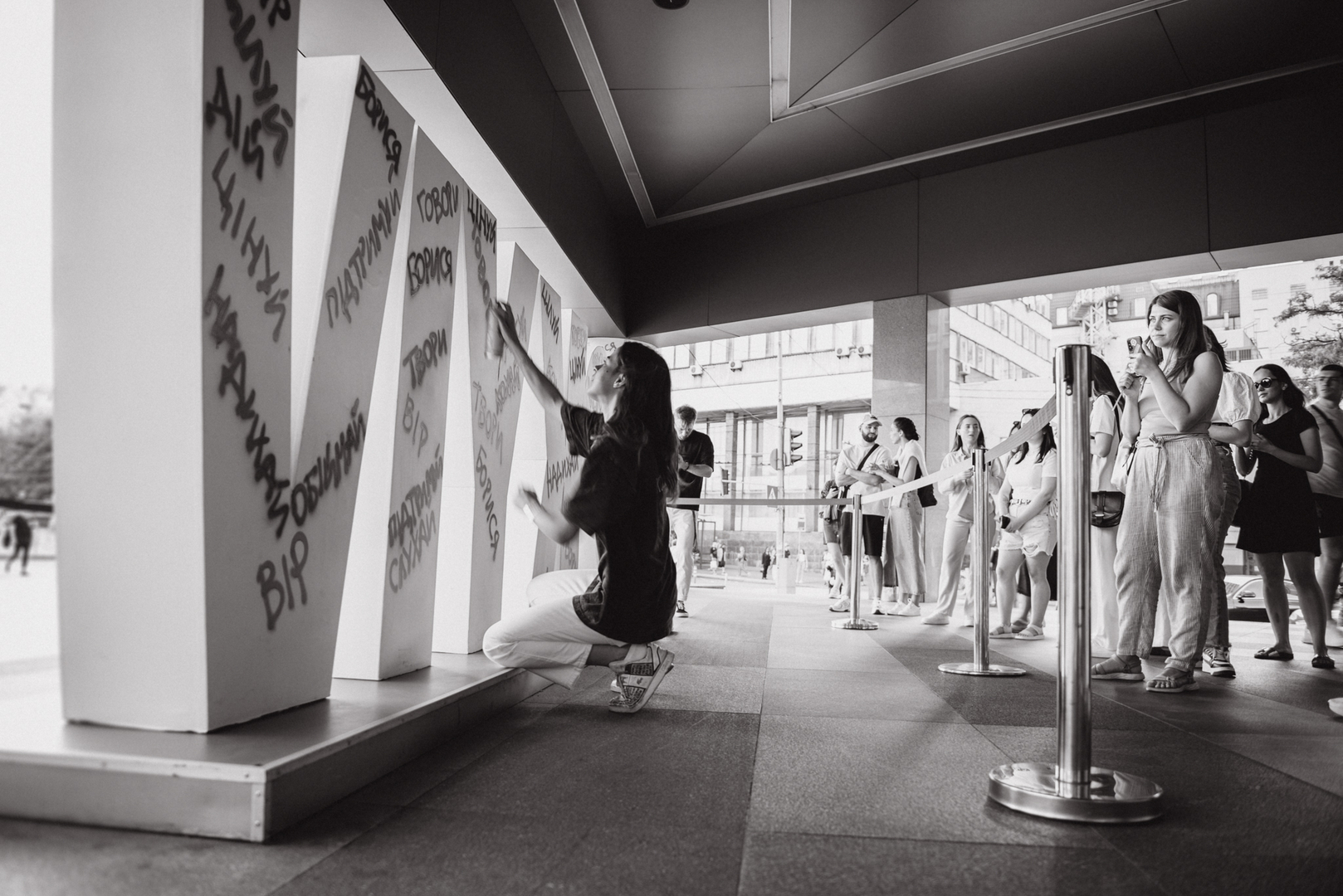 Арт-перформанс від Соні Морозюк в ТРЦ Gulliver image-59