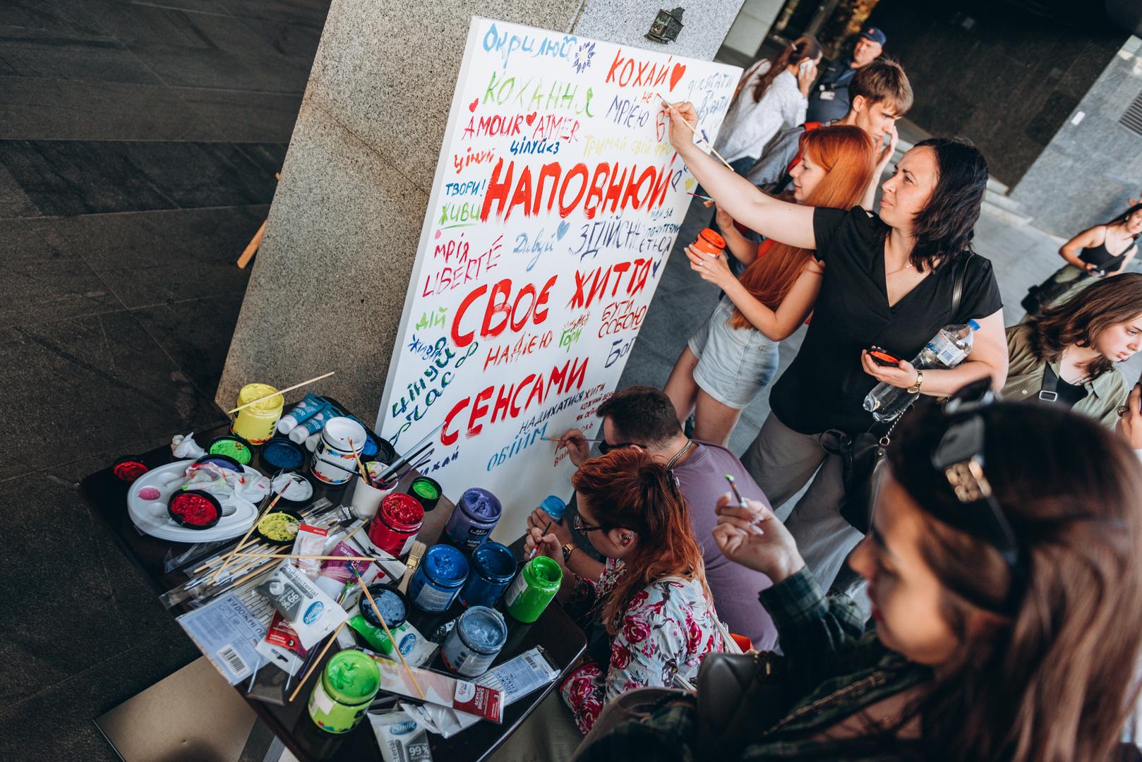 Арт-перформанс від Соні Морозюк в ТРЦ Gulliver image-69