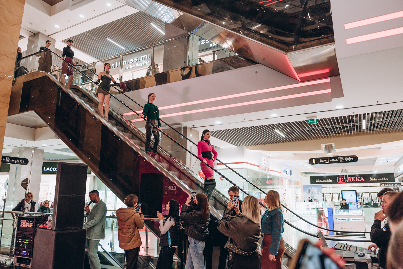 Презентація ELEMENT 18-1750 Fashion Days image-60