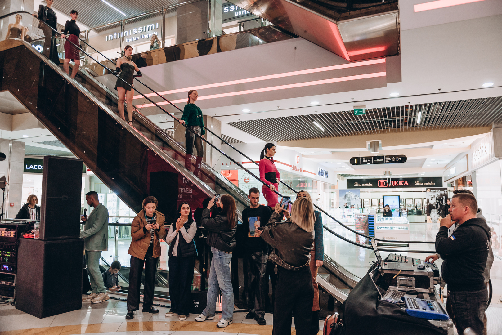 Презентація ELEMENT 18-1750 Fashion Days image-67