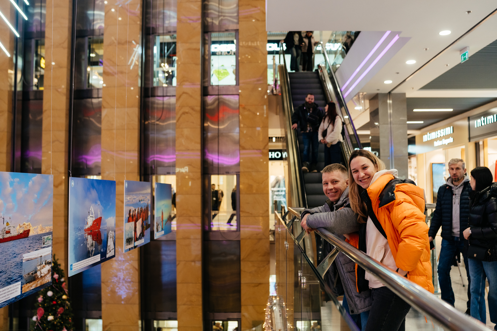 Фотовиставка &quot;Україна в Антарктиці: дослідження та незламність&quot; image-59