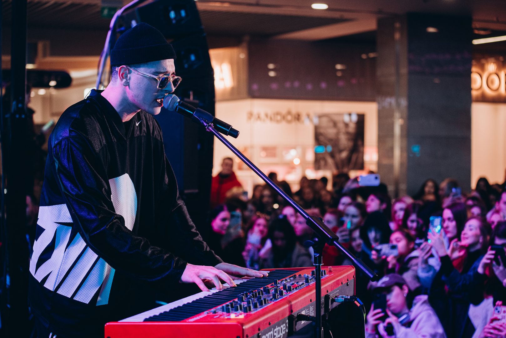 Концерт до Дня закоханих image-193