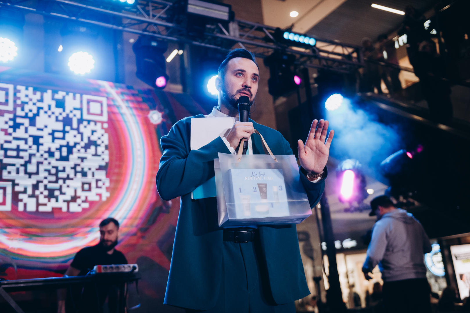 Концерт до Дня закоханих image-230