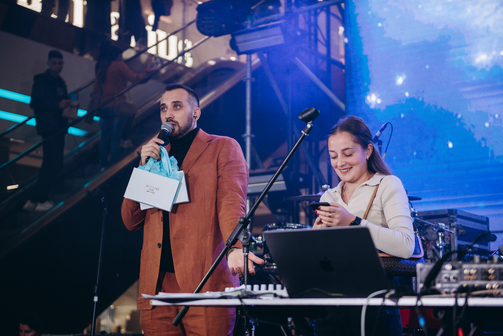 Дня Народження ТРЦ Gulliver 11 років image-64