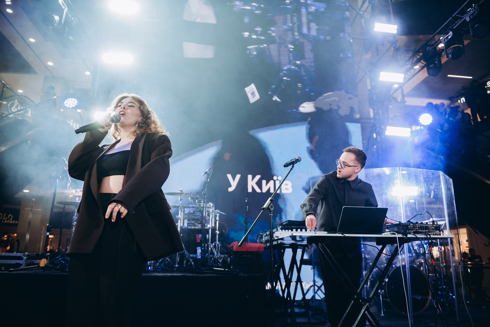 Дня Народження ТРЦ Gulliver 11 років image-94