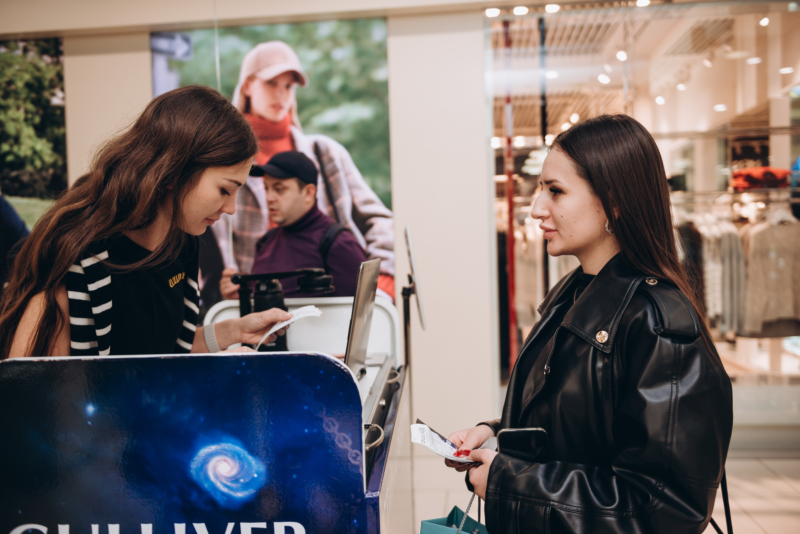 Дня Народження ТРЦ Gulliver 11 років image-95