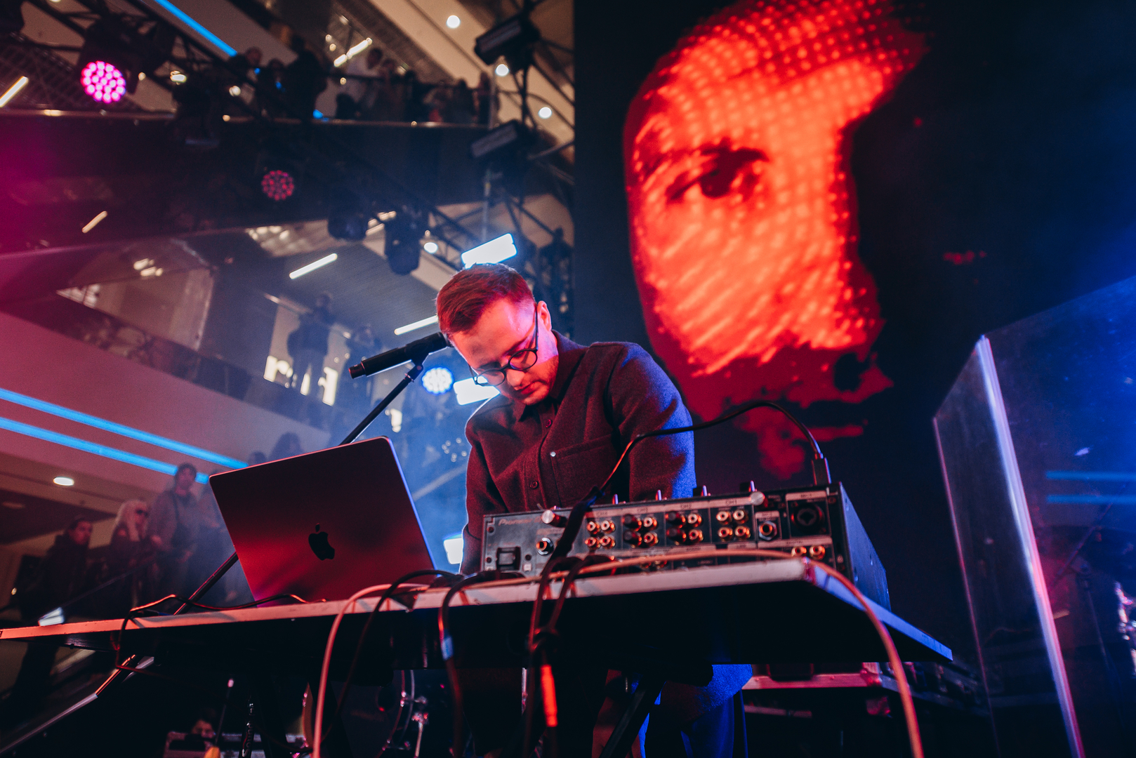 Дня Народження ТРЦ Gulliver 11 років image-112