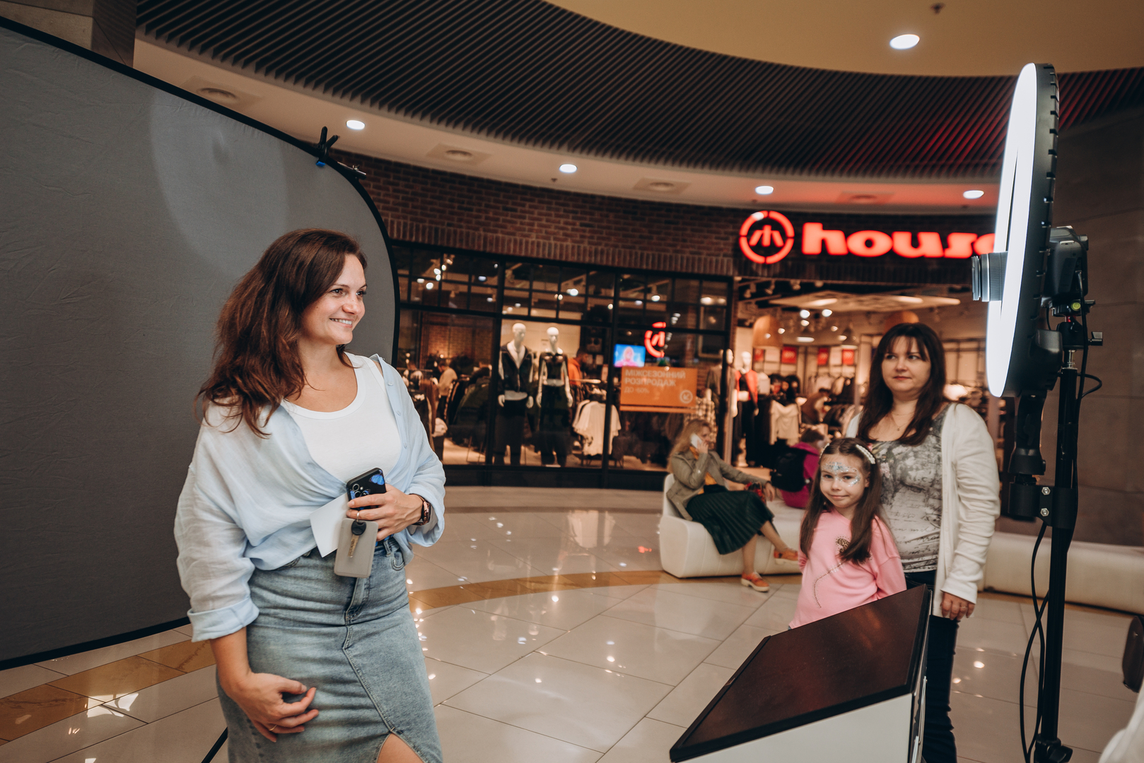 Дня Народження ТРЦ Gulliver 11 років image-148