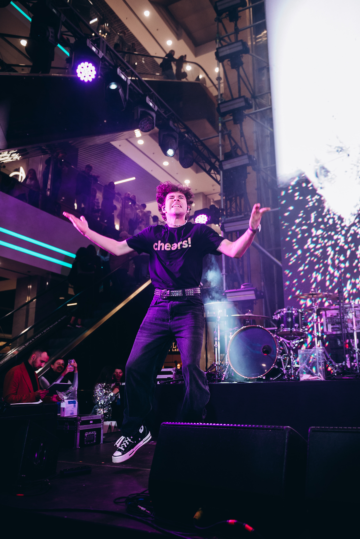 Дня Народження ТРЦ Gulliver 11 років image-199