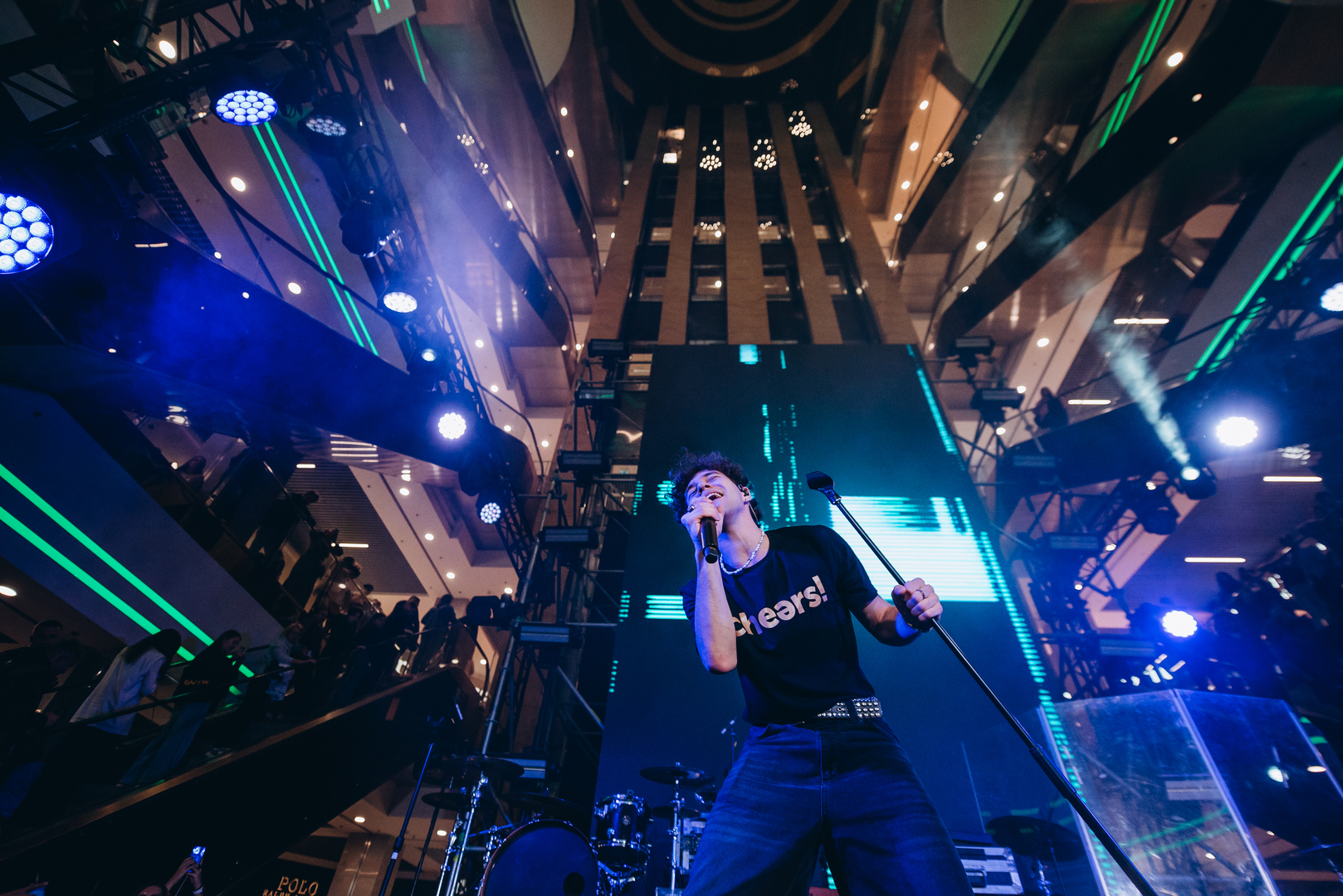 Дня Народження ТРЦ Gulliver 11 років image-212