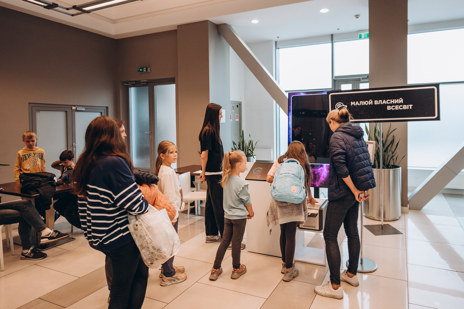 Дня Народження ТРЦ Gulliver 11 років image-234