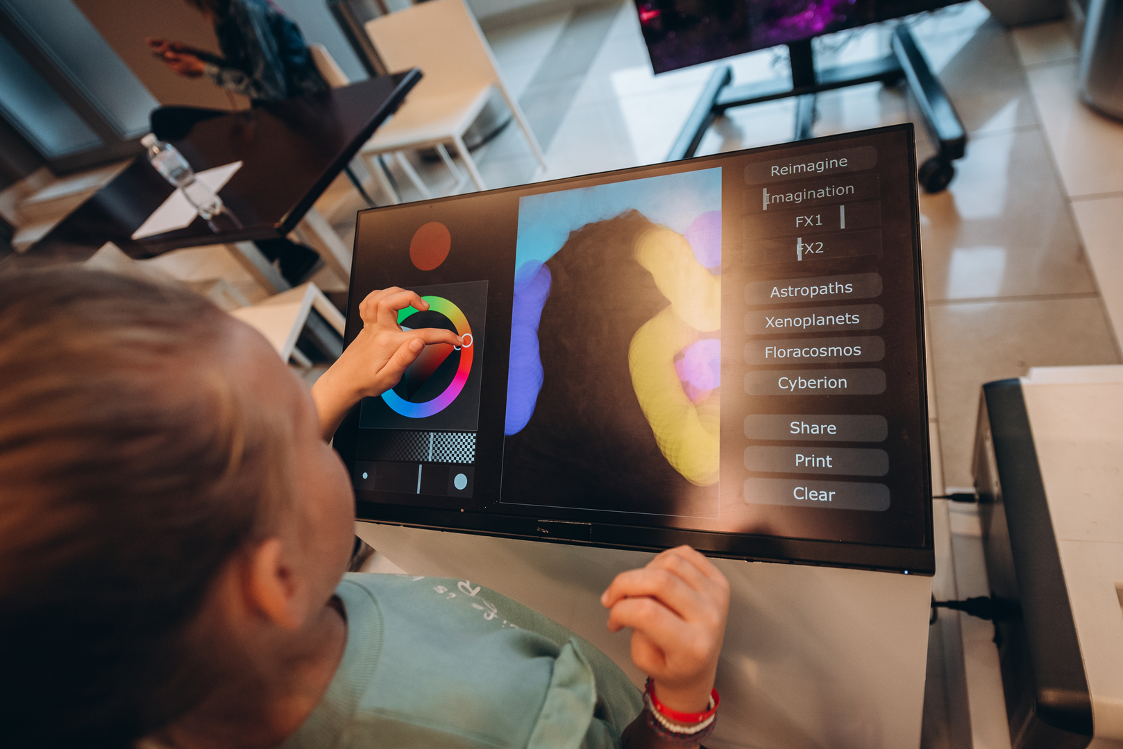 Дня Народження ТРЦ Gulliver 11 років image-236