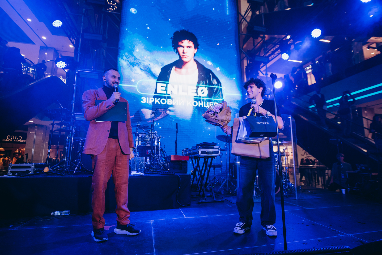 Дня Народження ТРЦ Gulliver 11 років image-245