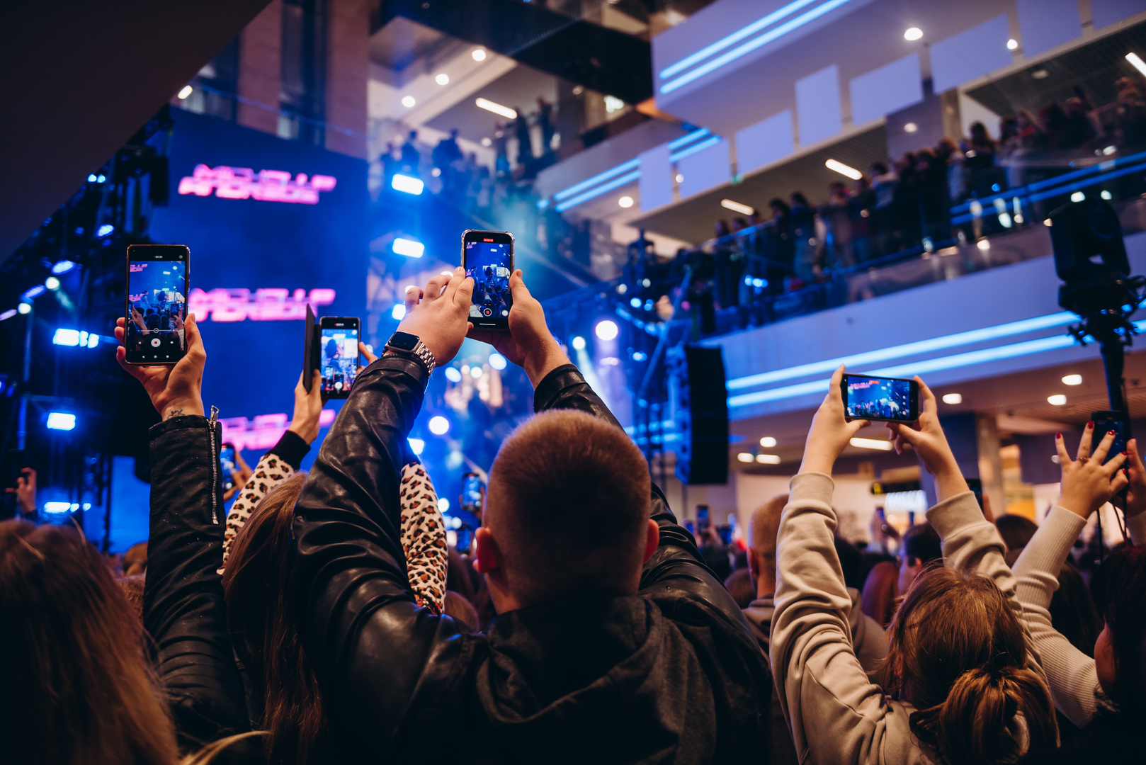 Дня Народження ТРЦ Gulliver 11 років image-276