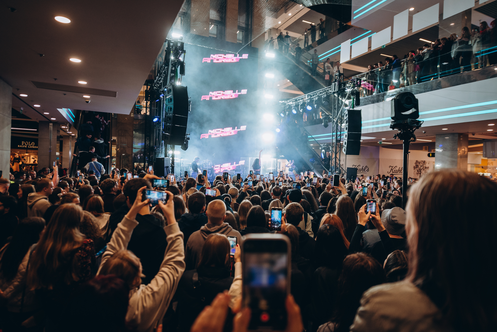 Дня Народження ТРЦ Gulliver 11 років image-277