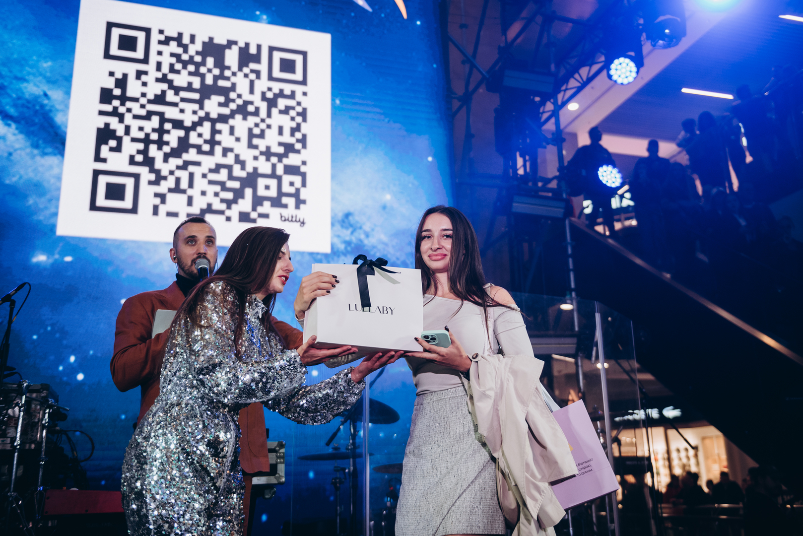 Дня Народження ТРЦ Gulliver 11 років image-303