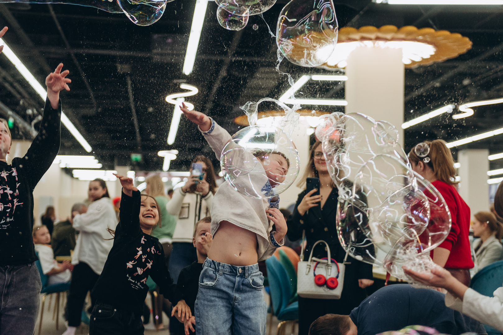 Opening Papashon Kids image-23