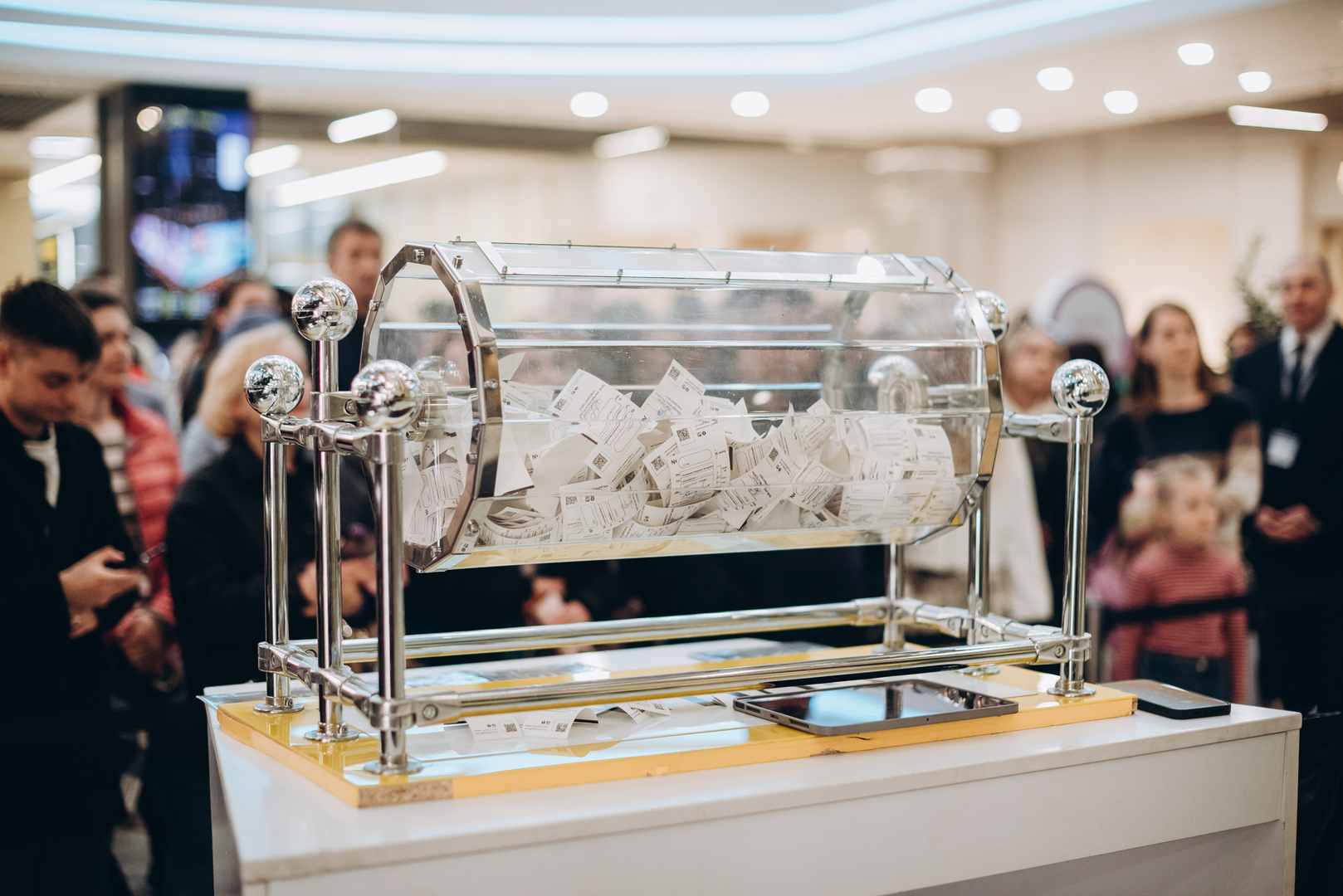 Подаруй мамі красу разом з ТРЦ Gulliver та KIKO Milano image-12