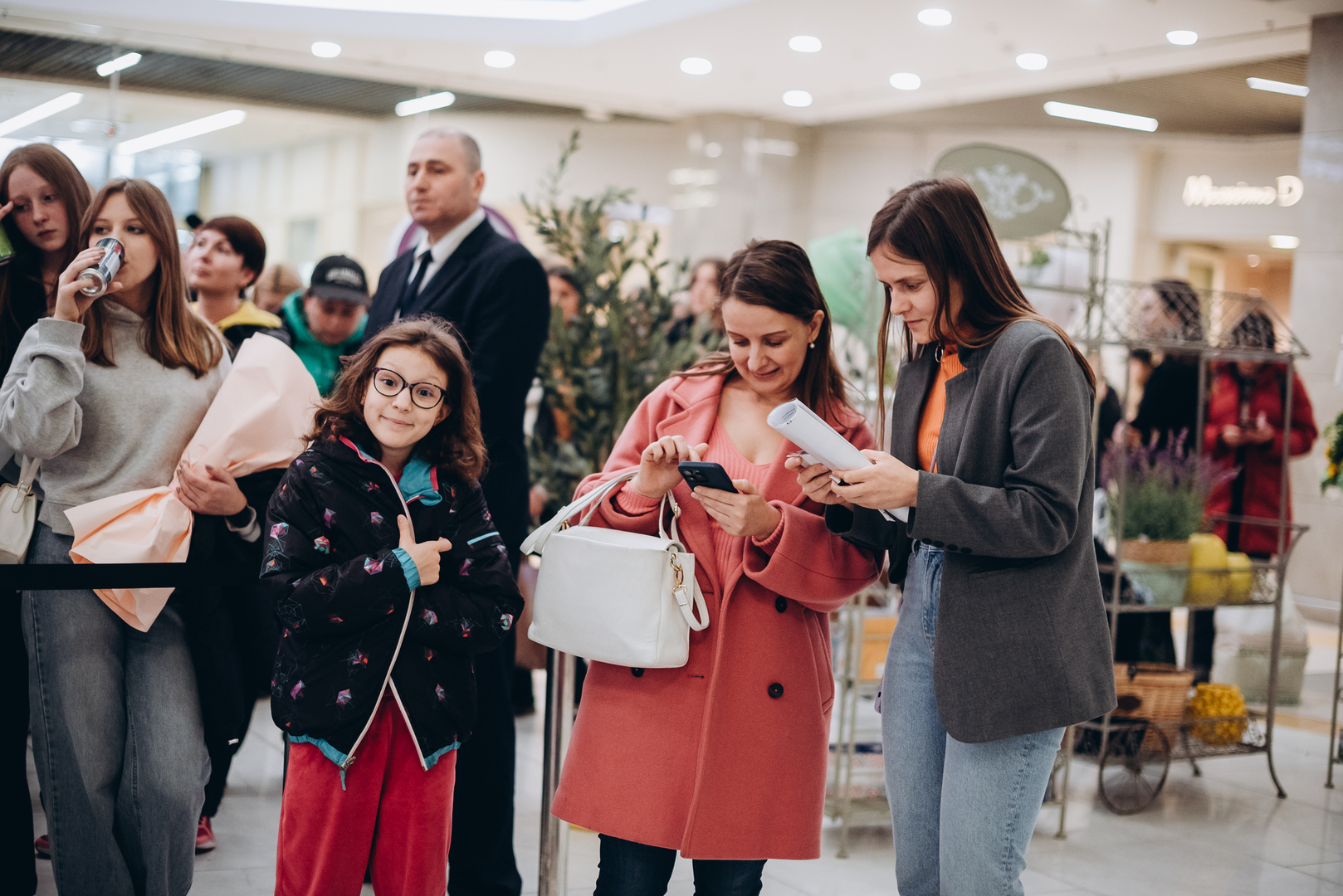 Подаруй мамі красу разом з ТРЦ Gulliver та KIKO Milano image-36