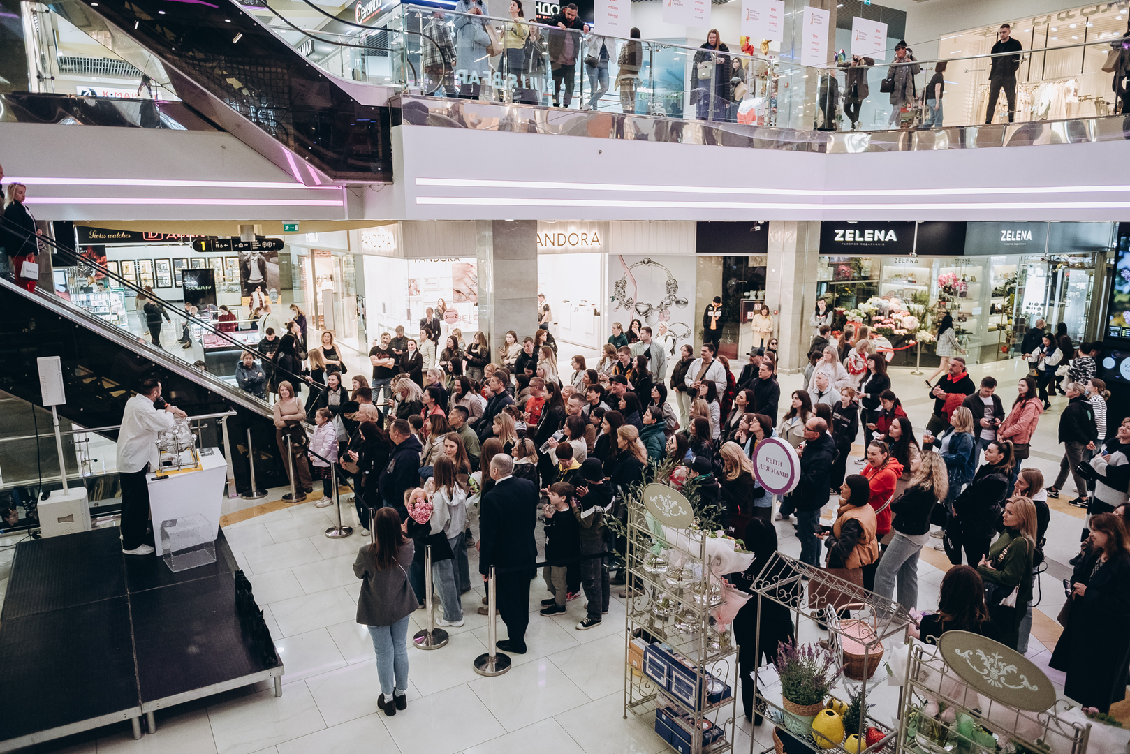 Подаруй мамі красу разом з ТРЦ Gulliver та KIKO Milano image-55