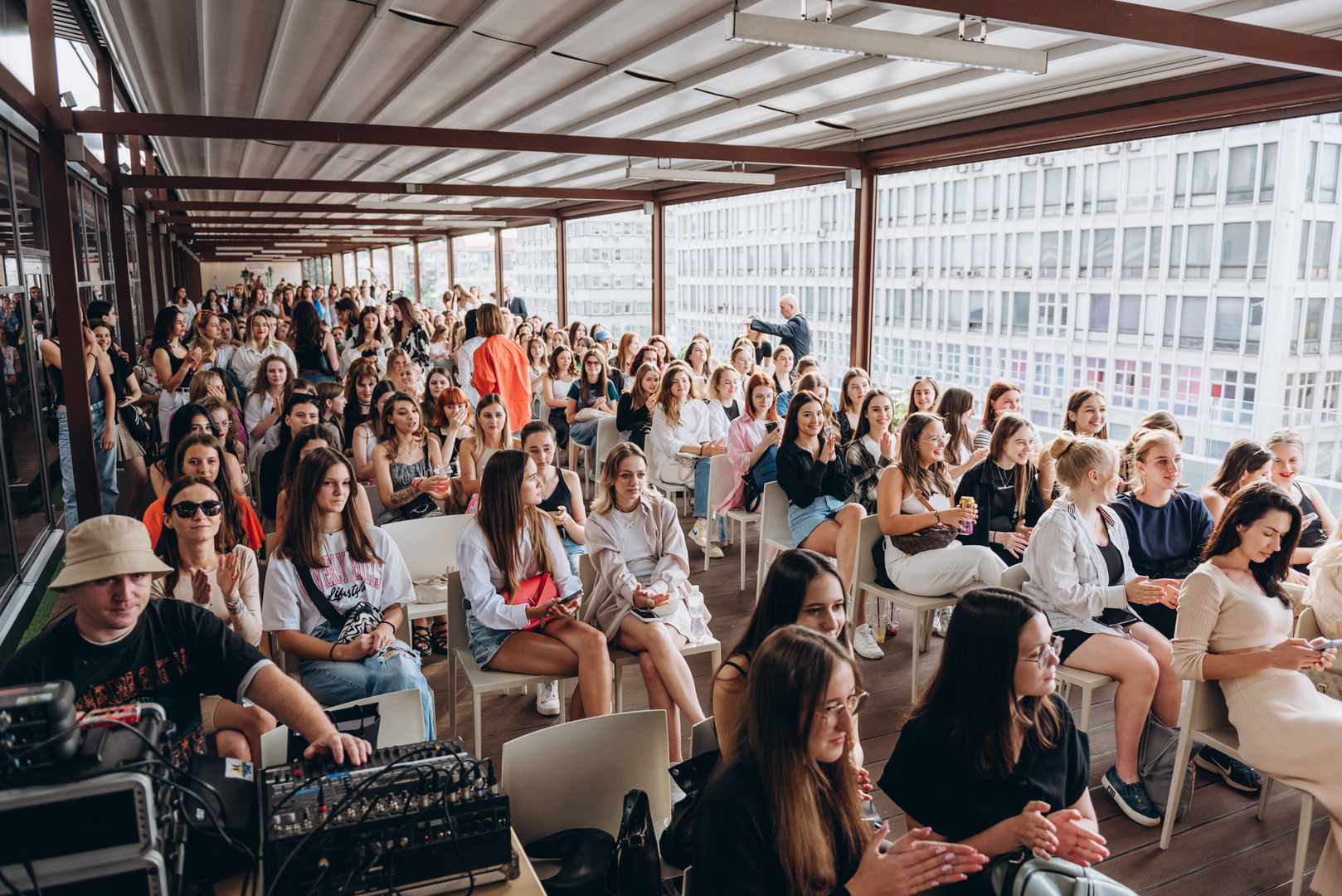 Тераса Talk Розмови про дівоче image-0