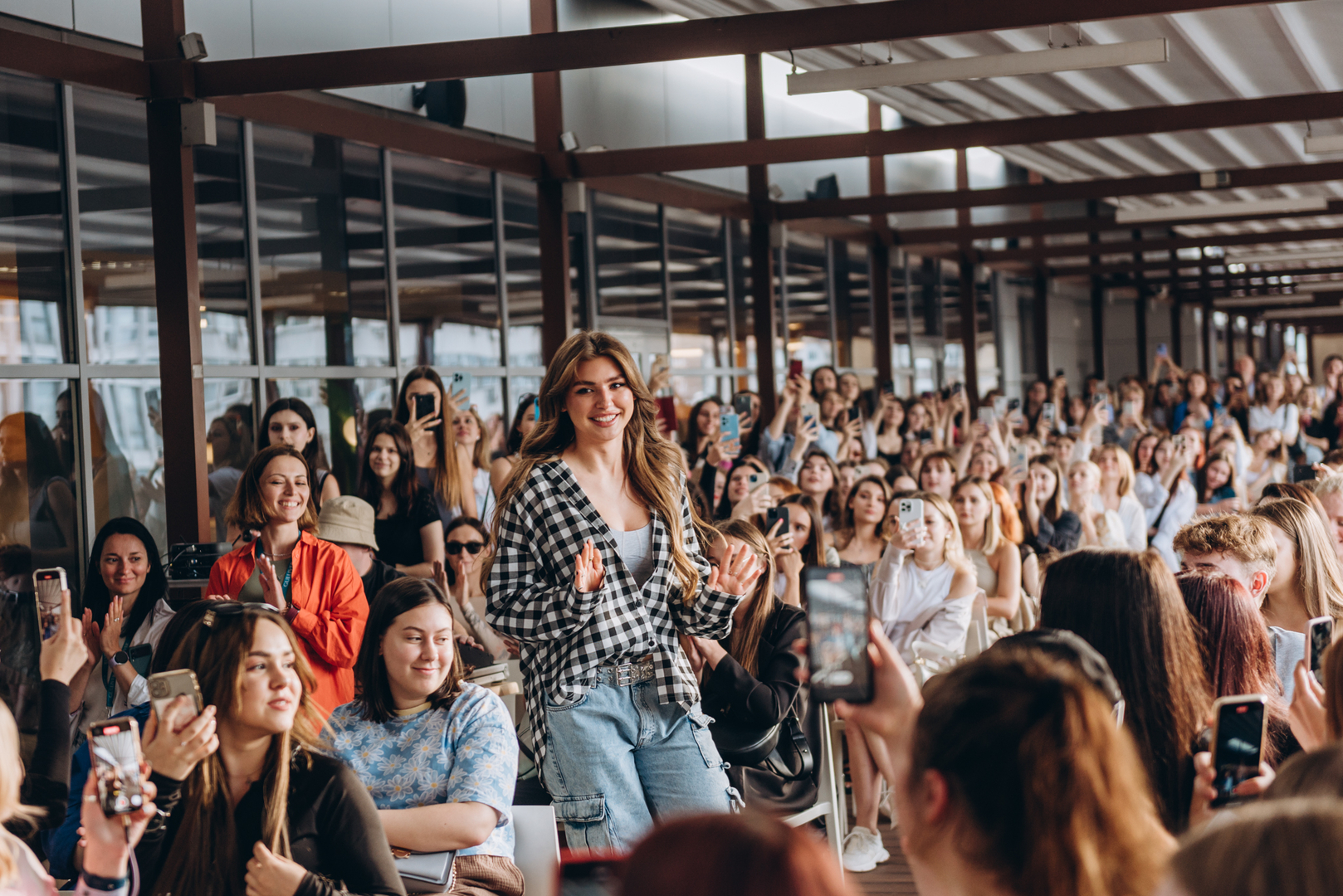 Тераса Talk Розмови про дівоче image-7