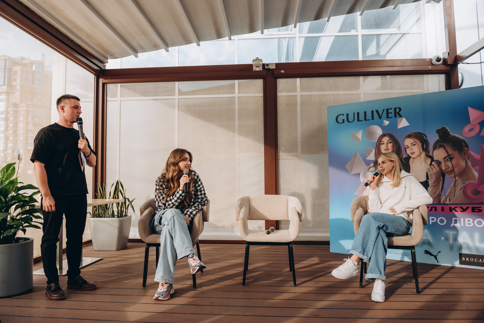 Тераса Talk Розмови про дівоче image-12