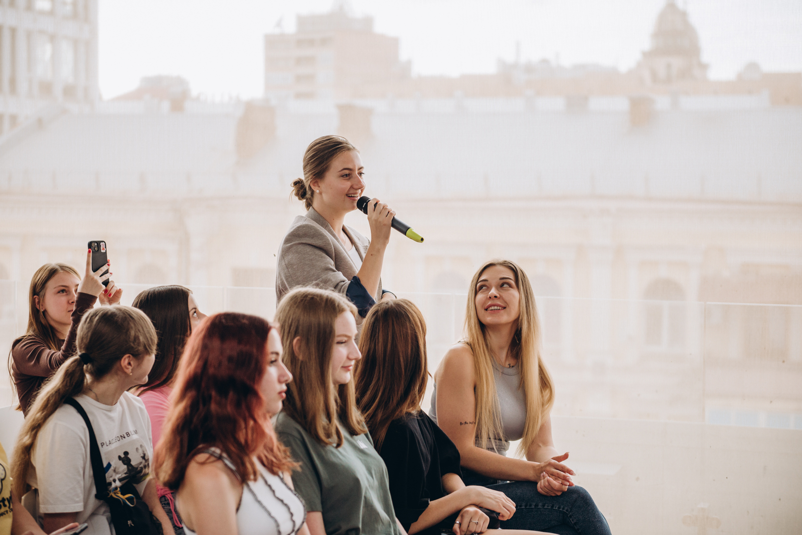 Тераса Talk Розмови про дівоче image-21