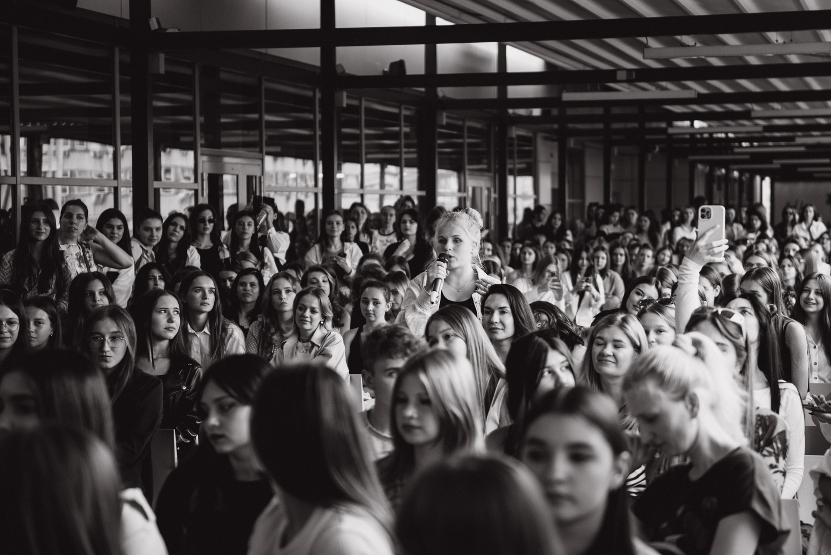 Тераса Talk Розмови про дівоче image-39