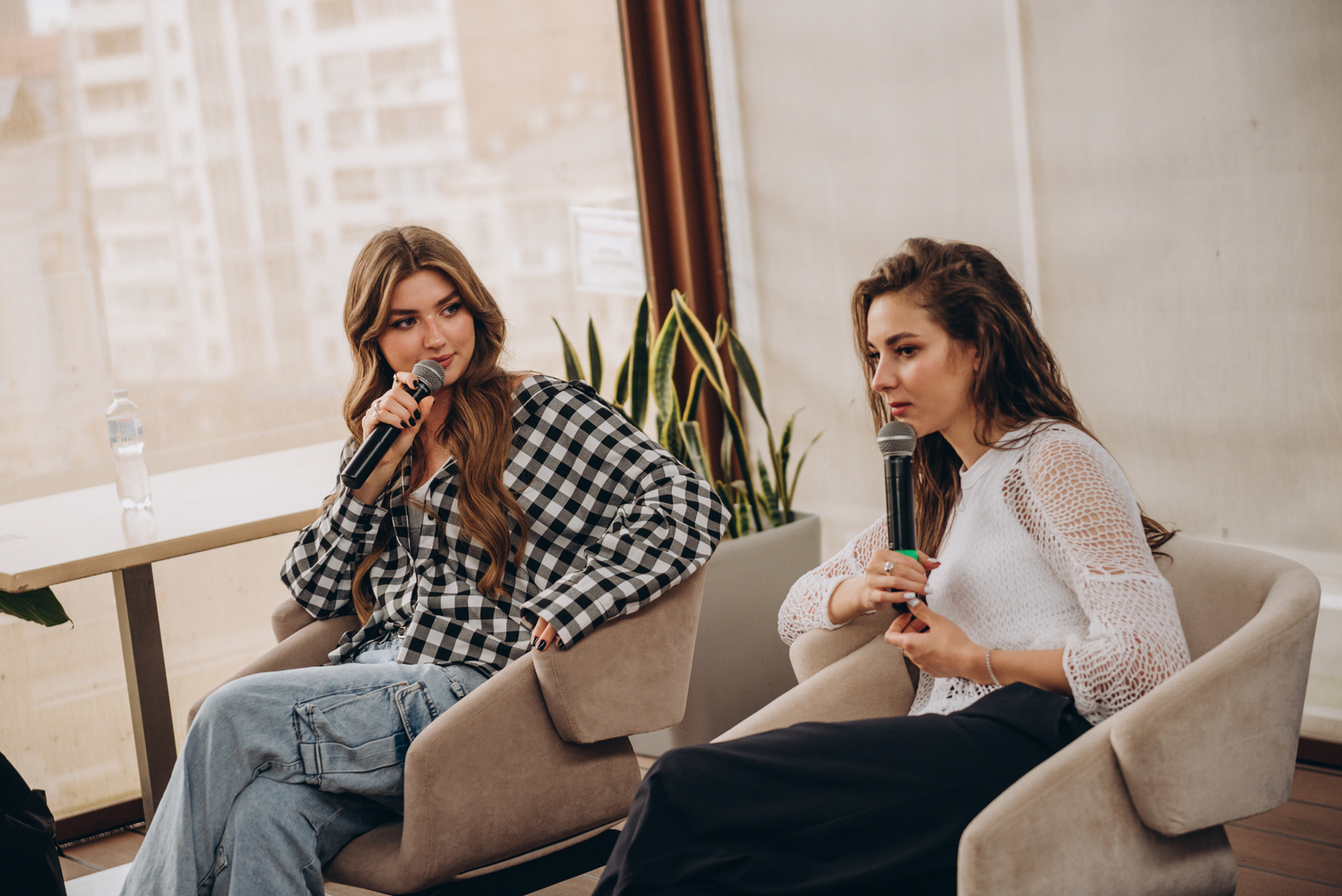 Тераса Talk Розмови про дівоче image-44