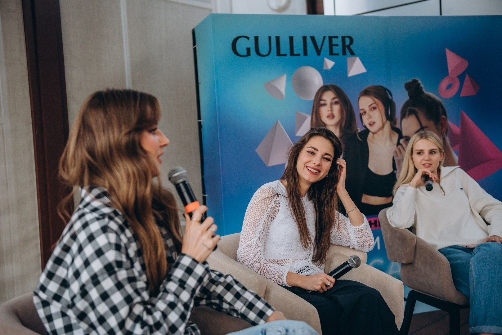 Тераса Talk Розмови про дівоче image-81