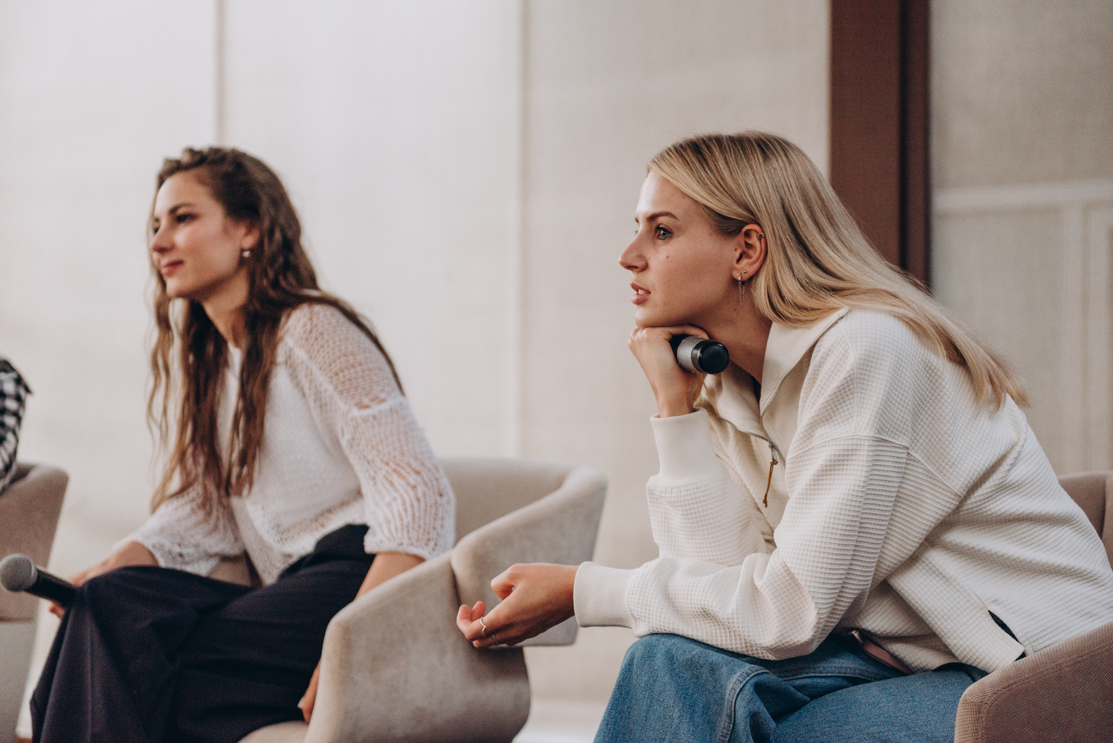 Тераса Talk Розмови про дівоче image-83