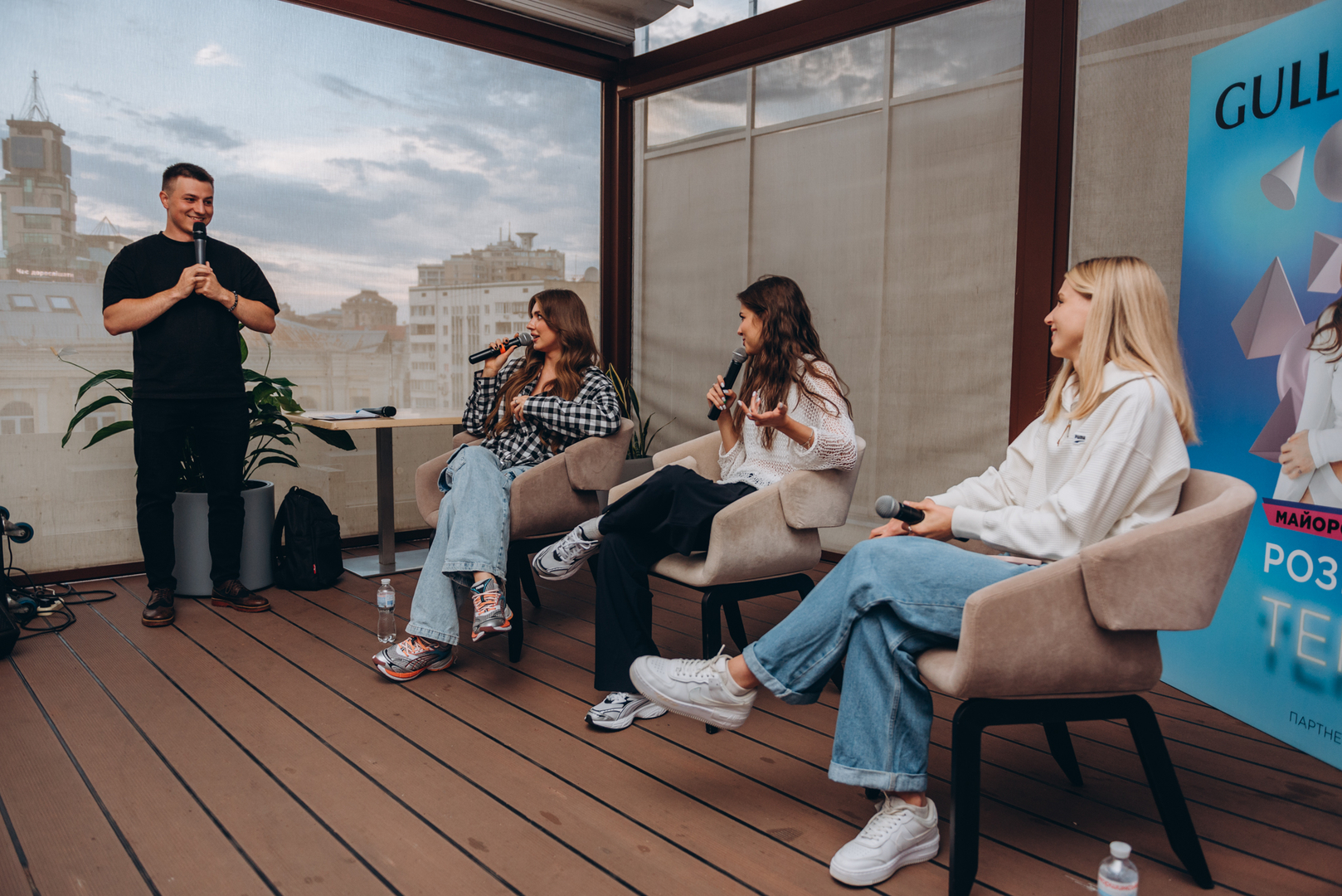 Тераса Talk Розмови про дівоче image-99