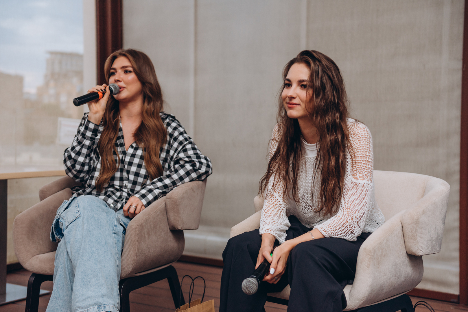 Тераса Talk Розмови про дівоче image-118