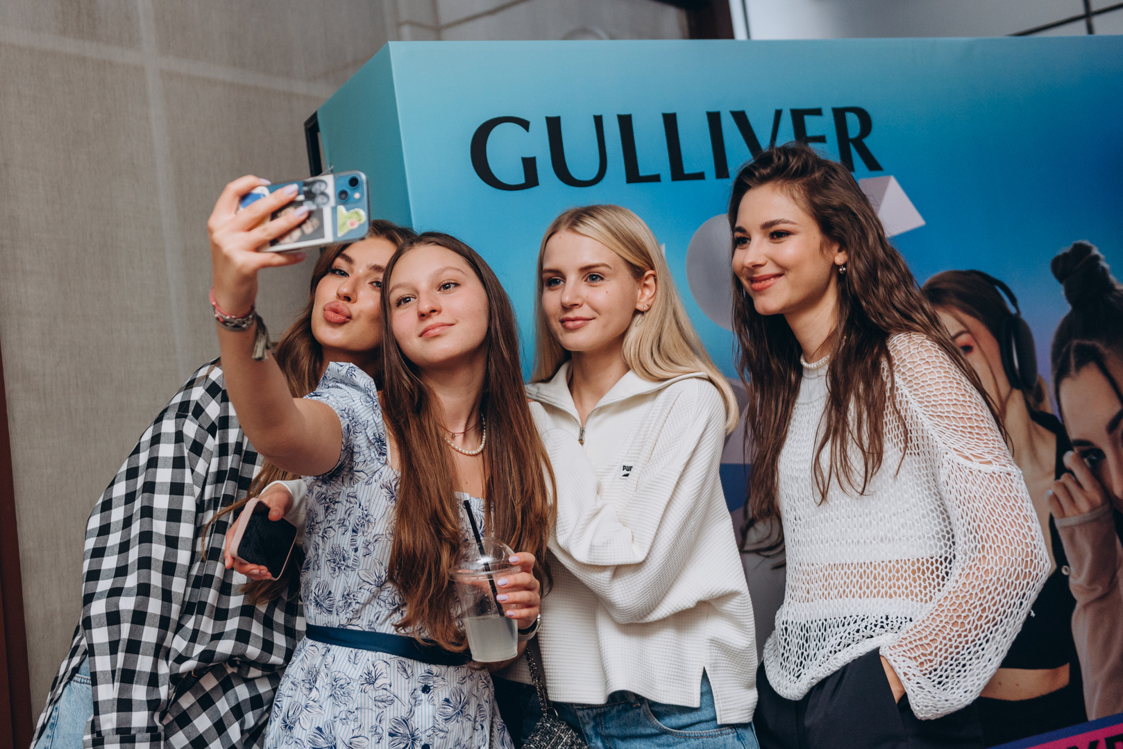 Тераса Talk Розмови про дівоче image-129